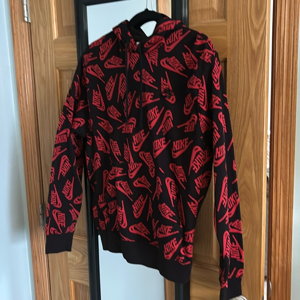 Nike men's black and red hoodie